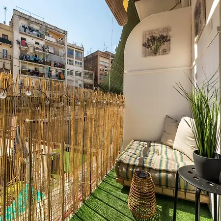 13par1004 - Fabulous In The Heart Of Barcelona