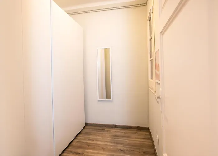 13par1004 - Fabulous In The Heart Of برشلونة